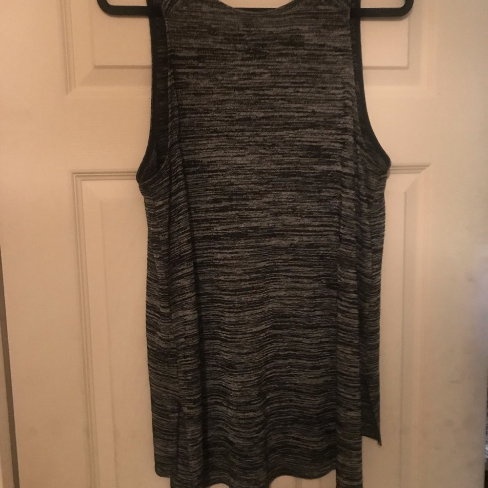 XL tank top